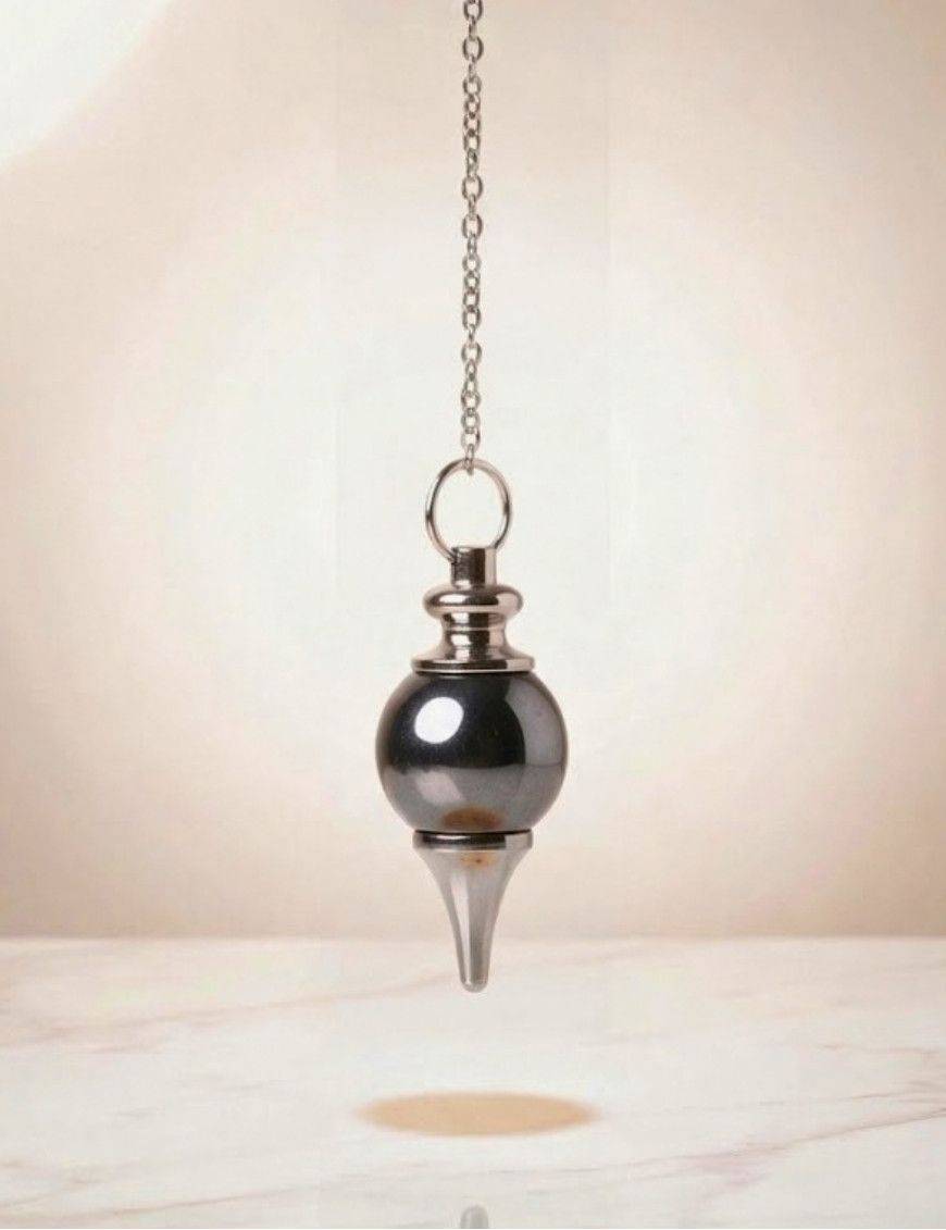 Pendule hématite : ancrage & radiesthésie précise
