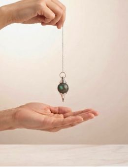 Pendule labradorite : protection & intuition subtile & radiesthésie