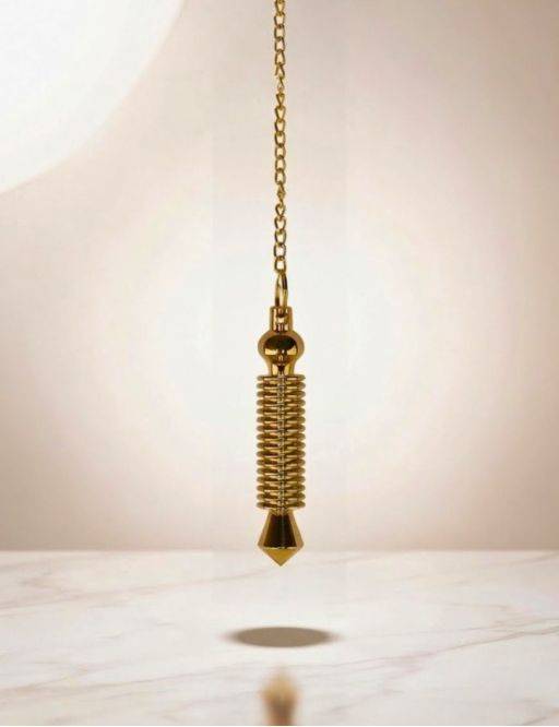 Pendule Isis 16 piles Doré