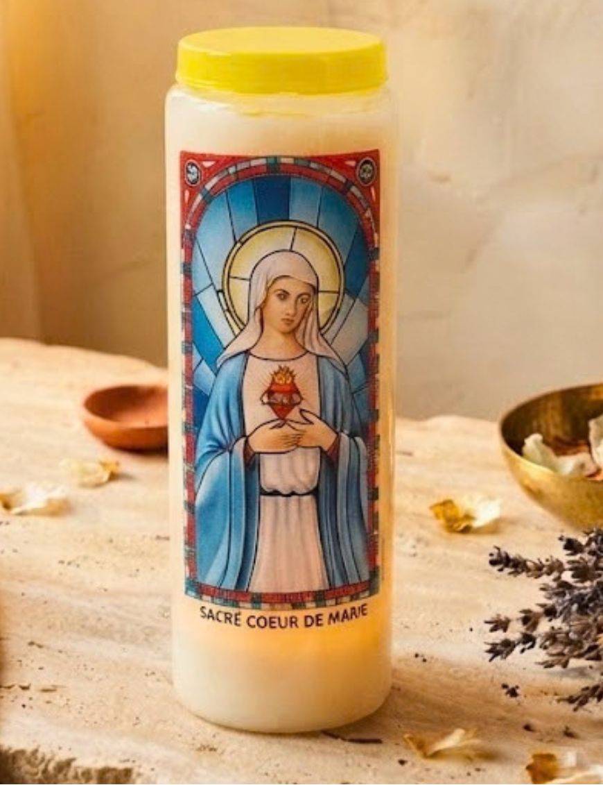 Neuvaine vitrail Sacré Cœur de Marie : amour et douceur