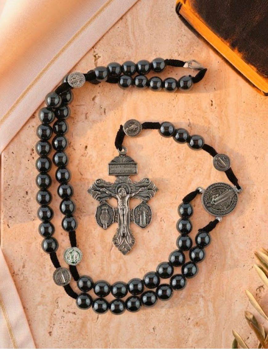 Chapelet corde/hématite paters St Benoit