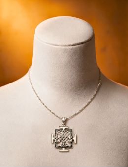 Pendentif noeud d'éternité argent 925