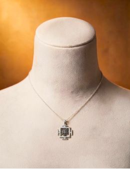 Pendentif noeud d'éternité argent 925