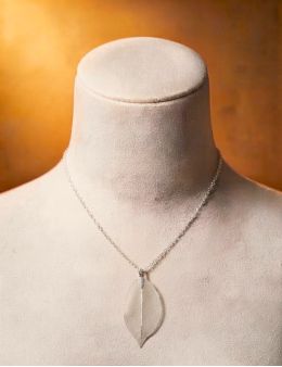 Pendentif Feuille acier inoxydable
