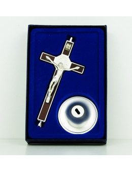 Crucifix ou calvaire Saint Benoit en métal argenté et bois