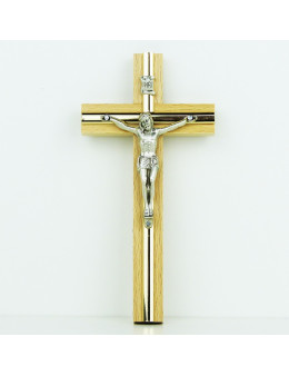 Crucifix en bois naturel et métal