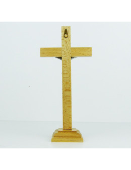 Crucifix sur pied ou calvaire en bois naturel et métal