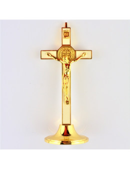 Crucifix sur pied ou calvaire Saint Benoit